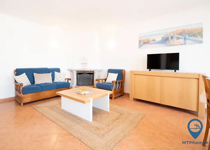 Nico By Mtphomes 阿尔布费拉