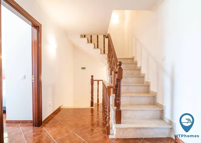 Nico By Mtphomes 阿尔布费拉